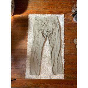 Old Navy Khaki Pants Mens Size  33x32 Beige Tan Cotton Built In Tough